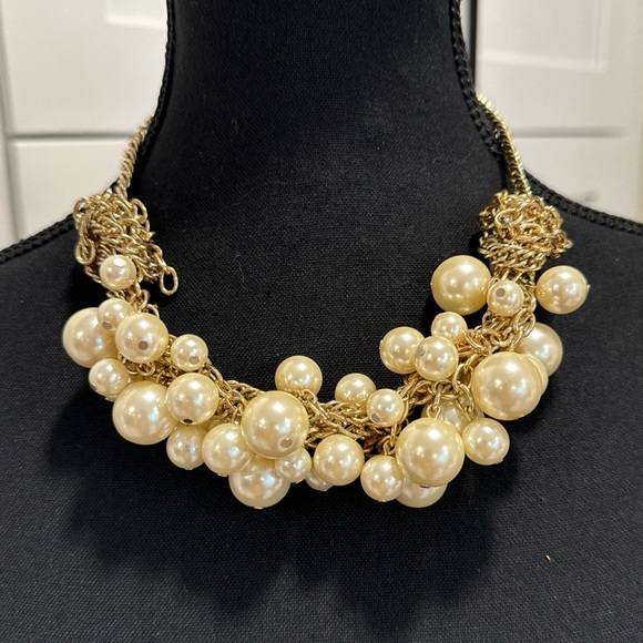 Pearl And Gold Cluster Necklace Statement Adjustable Up To 21” - Picture 1 of 6